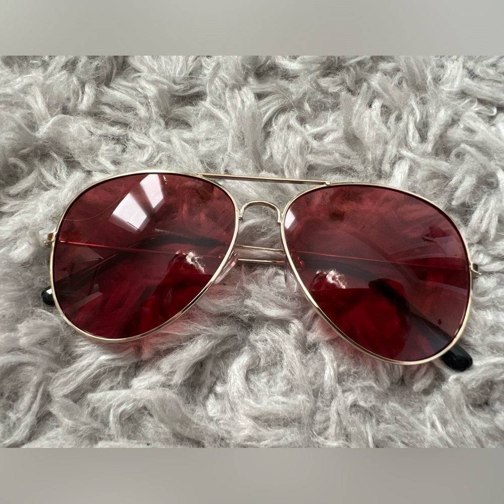 Stylish Aviator Sunglasses